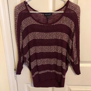 Maroon light weight 3/4 sleeve top